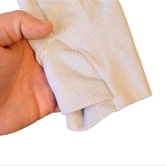 Lululemon Women's Light Grey Swiftly 2.0 Tech Long Sleeve Top Size 10 - Picture 7 of 7